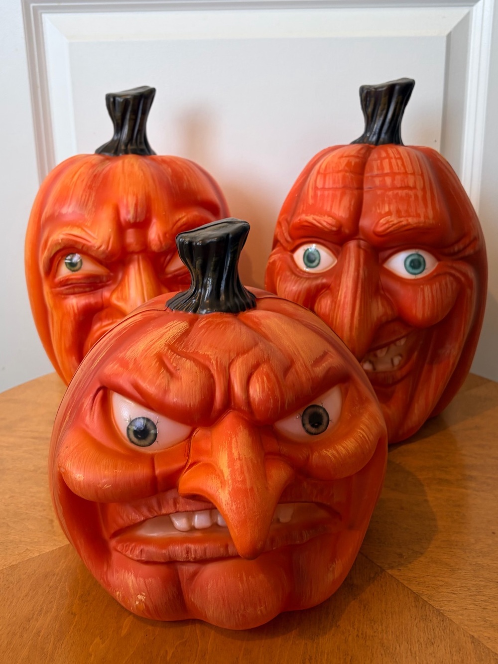 Set of 3 Jack-o-lanterns w human faces. Haunted Living. blow molds light up.NEW